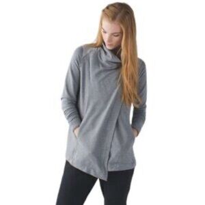 Lululemon women’s size 8 snap front sweater cardigan yoga savanna grey